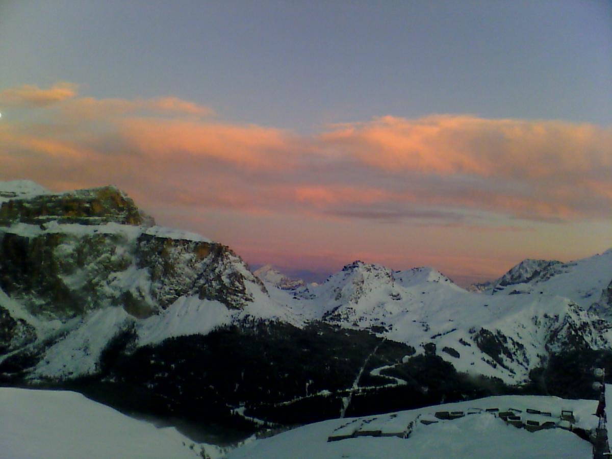 Majon De La Nona Hotel Pozza di Fassa Eksteriør billede