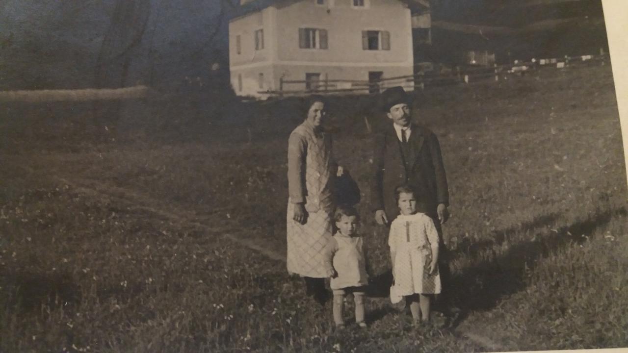 Majon De La Nona Hotel Pozza di Fassa Eksteriør billede